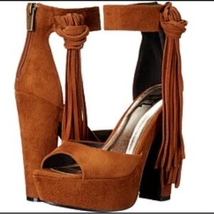 Women’s LFL By Lust For Life Platform Sandals With Tassels  Size: 9